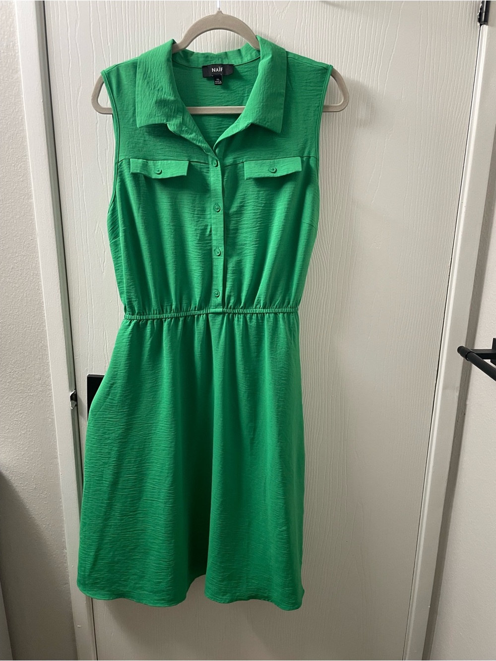NAIF Green Sleeveless Collared Dress